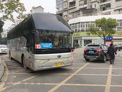 02.jpg